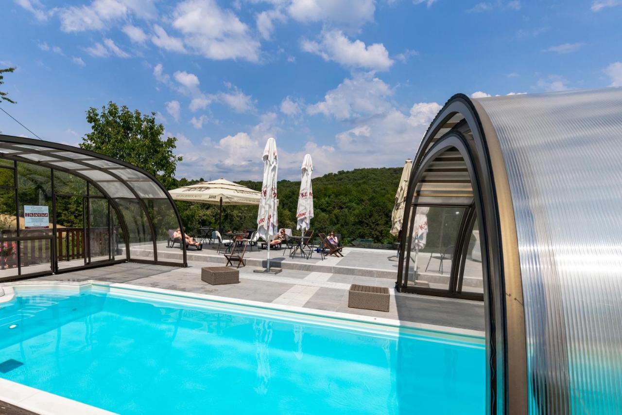 Hotel Srakovcic Heart Of Nature Ribnik Kültér fotó