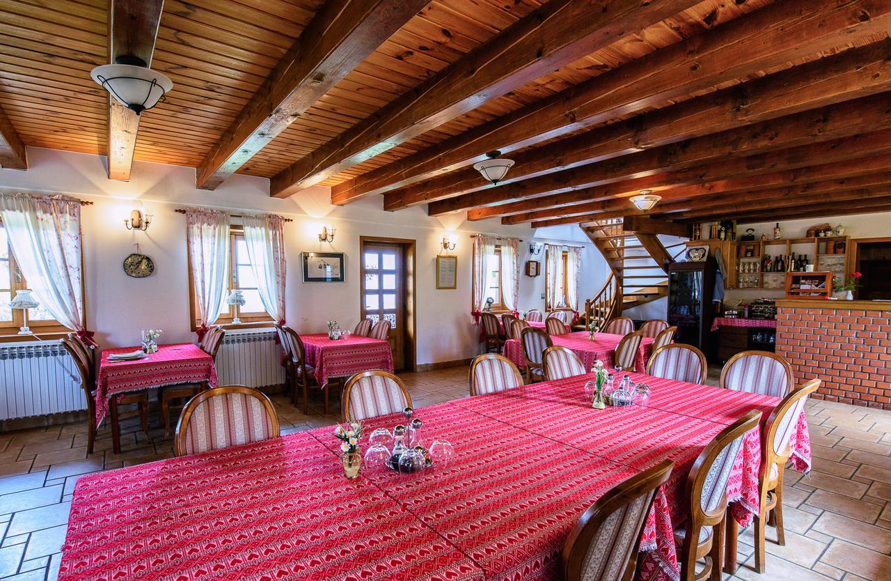 Hotel Srakovcic Heart Of Nature Ribnik Kültér fotó