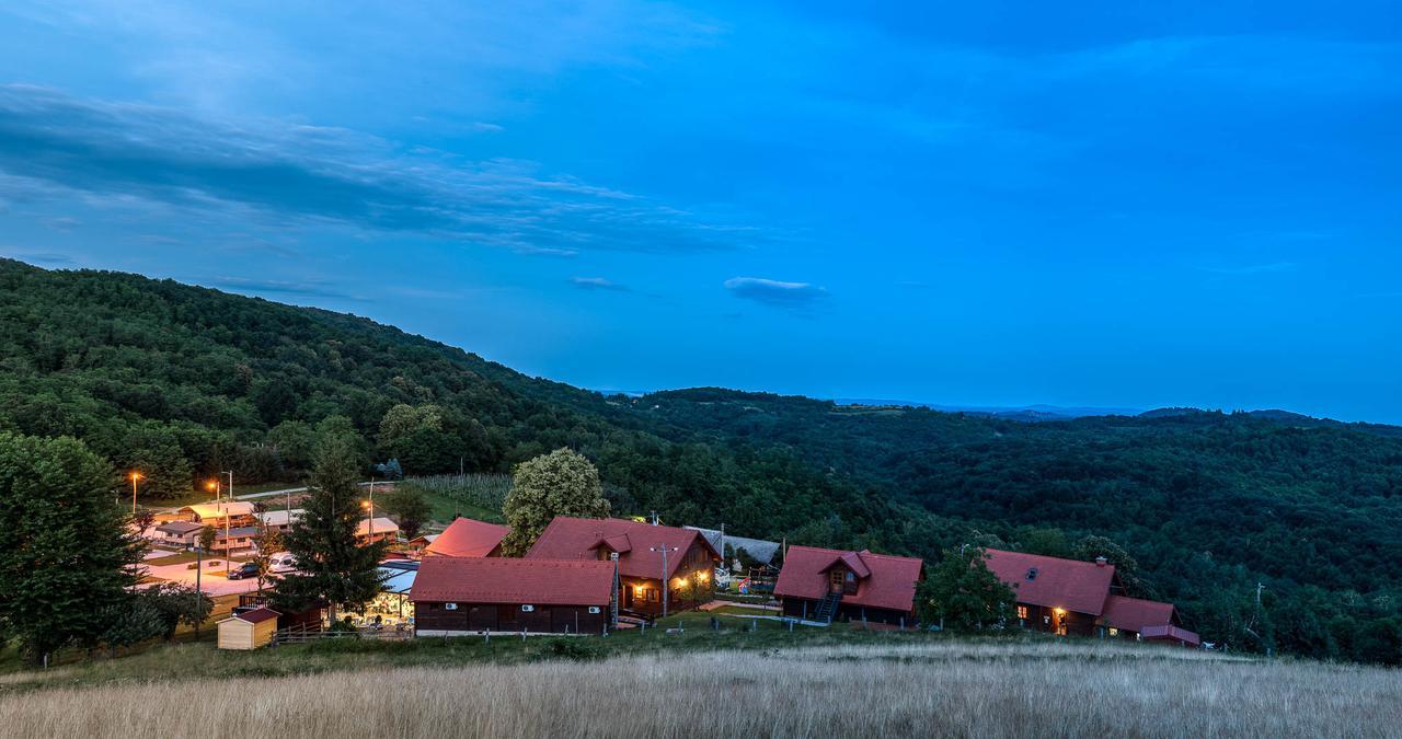 Hotel Srakovcic Heart Of Nature Ribnik Kültér fotó