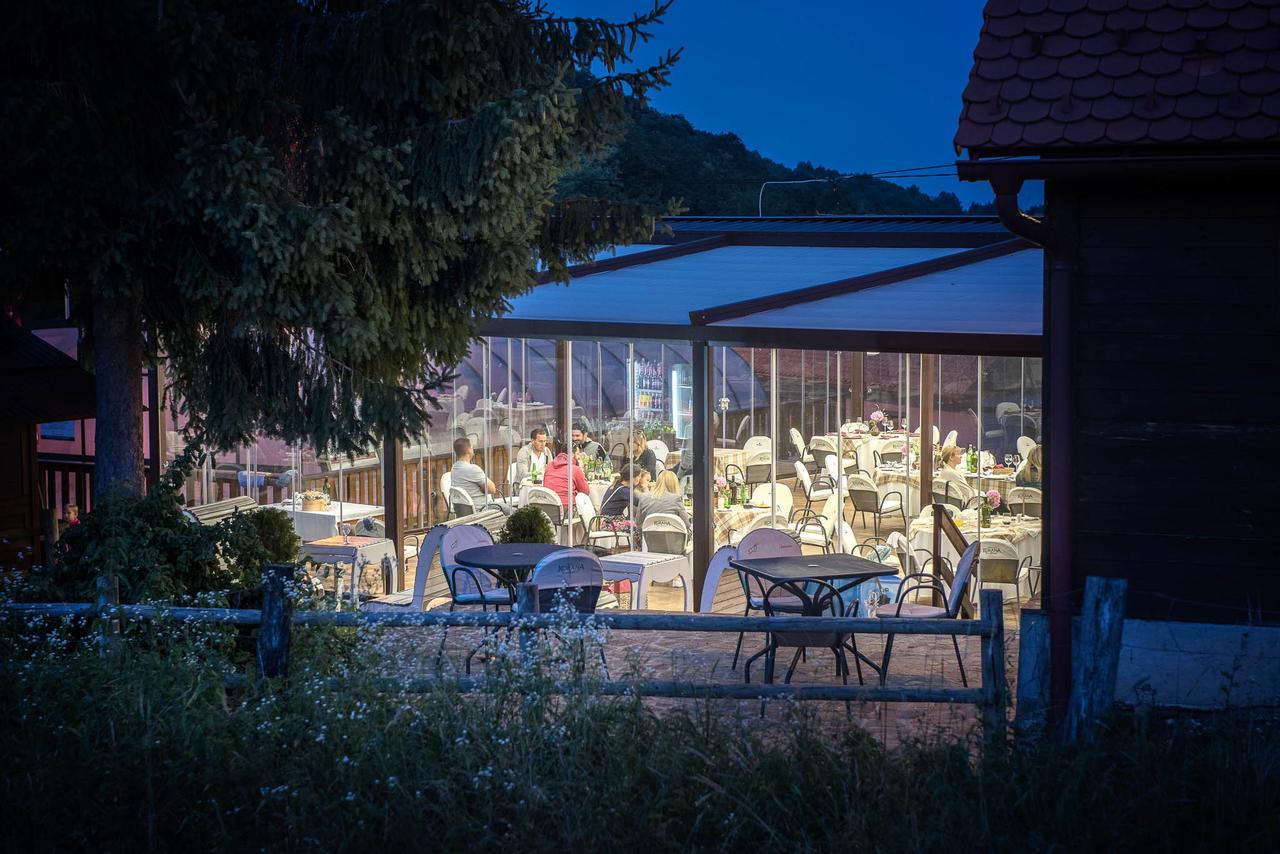 Hotel Srakovcic Heart Of Nature Ribnik Kültér fotó